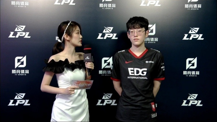 了球迷的心 了球迷的心